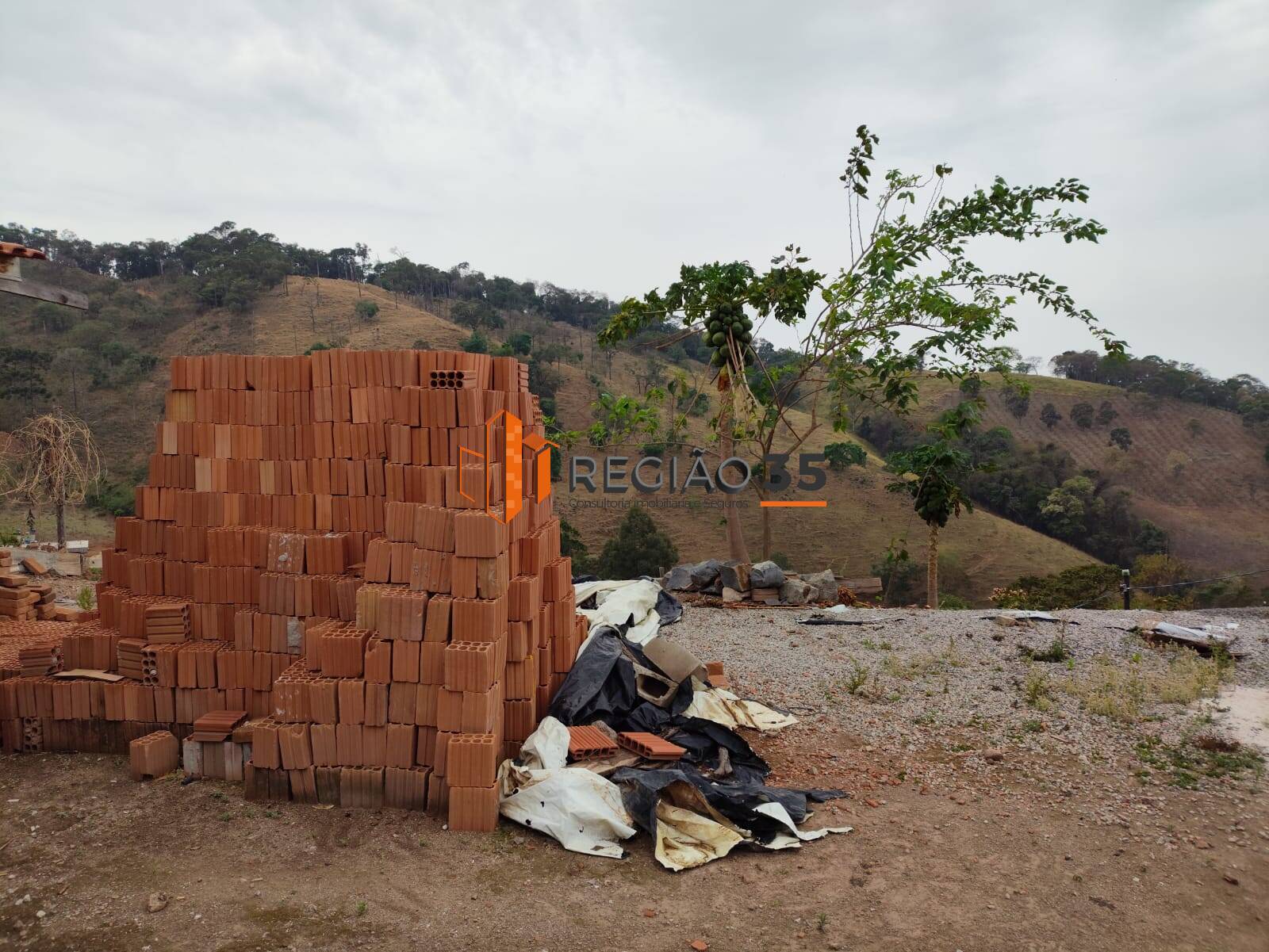 Fazenda à venda com 4 quartos, 146m² - Foto 27