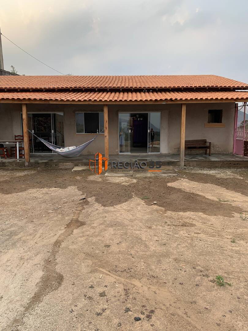 Fazenda à venda com 4 quartos, 146m² - Foto 1