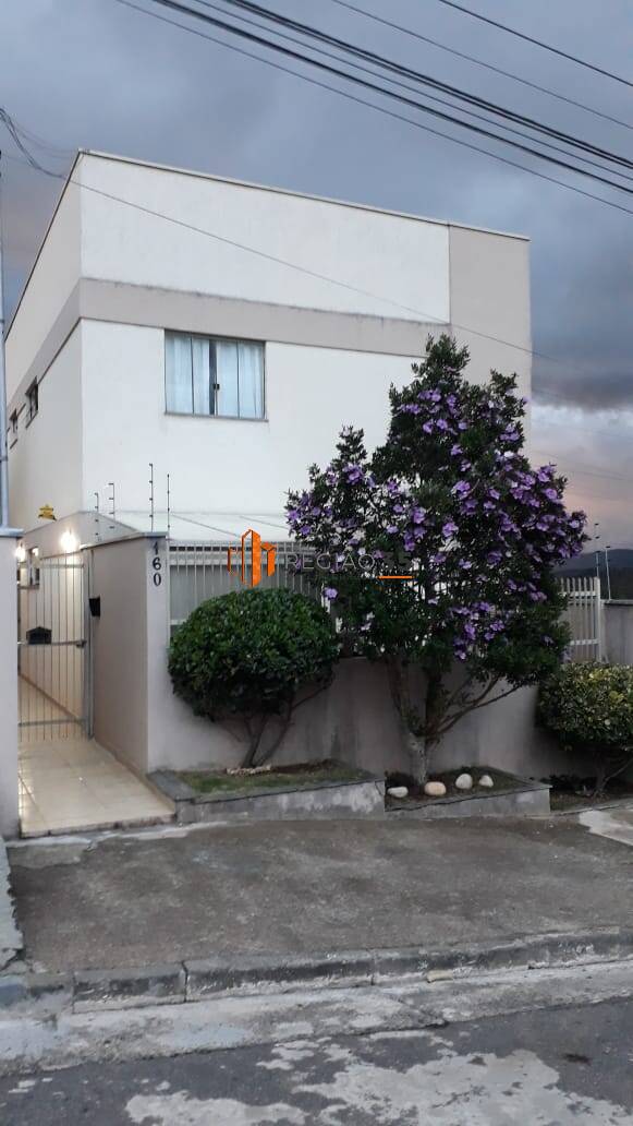 Apartamento à venda e aluguel com 2 quartos, 60m² - Foto 2