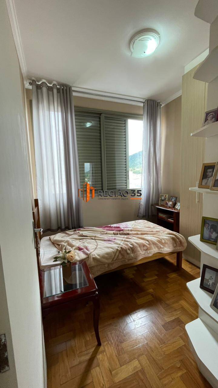 Apartamento à venda com 3 quartos, 117m² - Foto 8