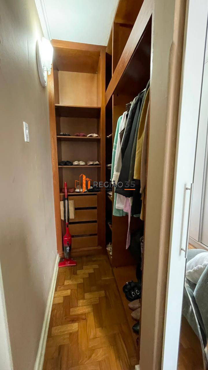 Apartamento à venda com 3 quartos, 117m² - Foto 9